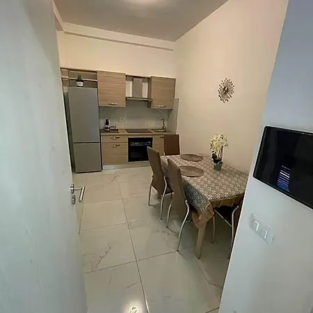 Il Suono Della Campagna לינה וארוחת בוקר טרצ'ינה